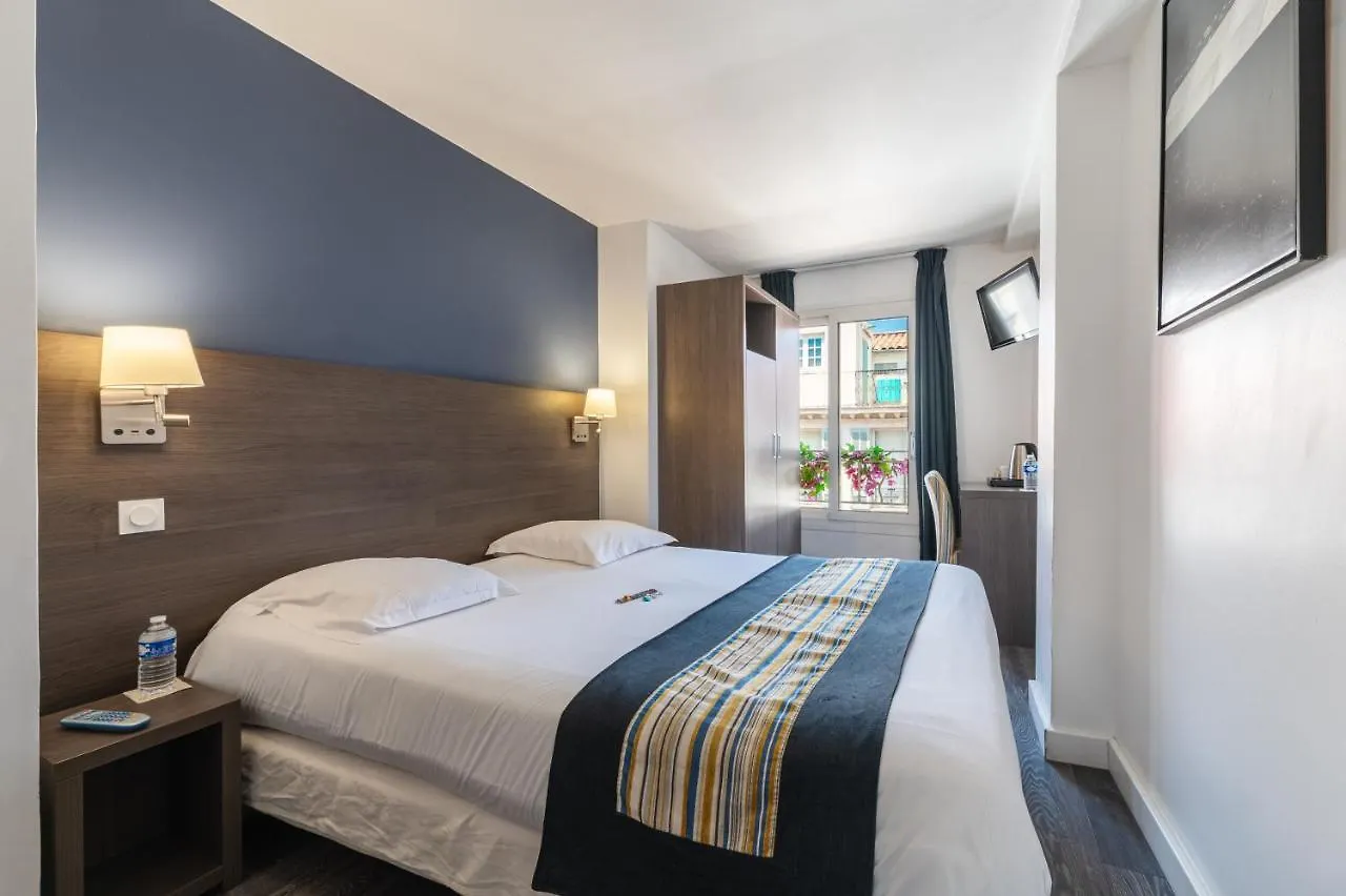 **  Hotel Hoche Cannes France
