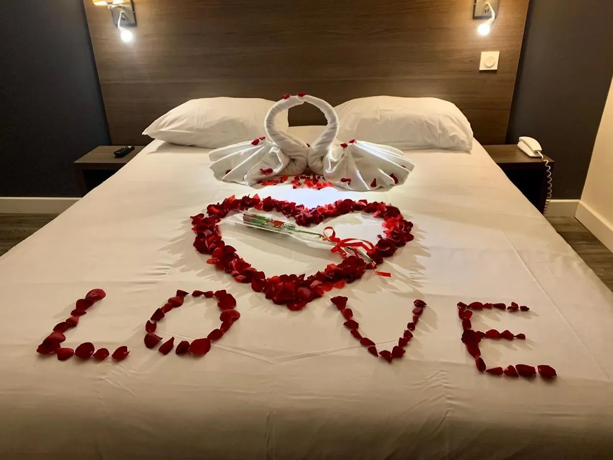 Hotel Hoche Κάννες 2*,  Γαλλία