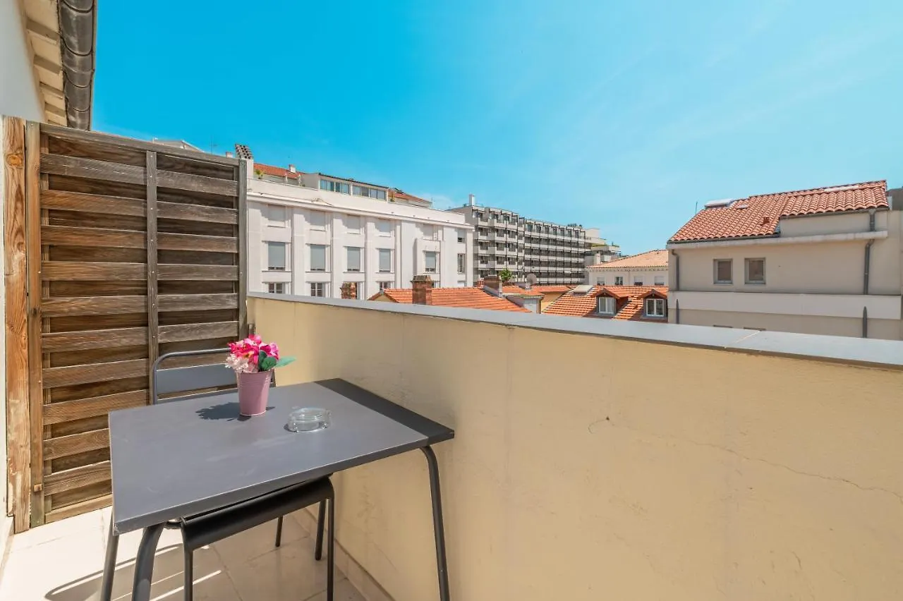 Hotel Hoche Κάννες
