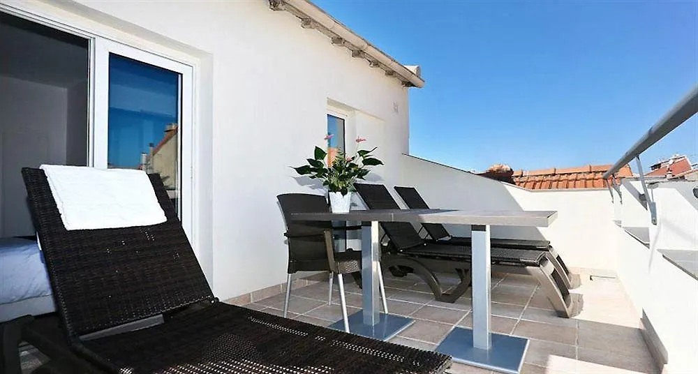 Hotel Hoche Κάννες 2*,