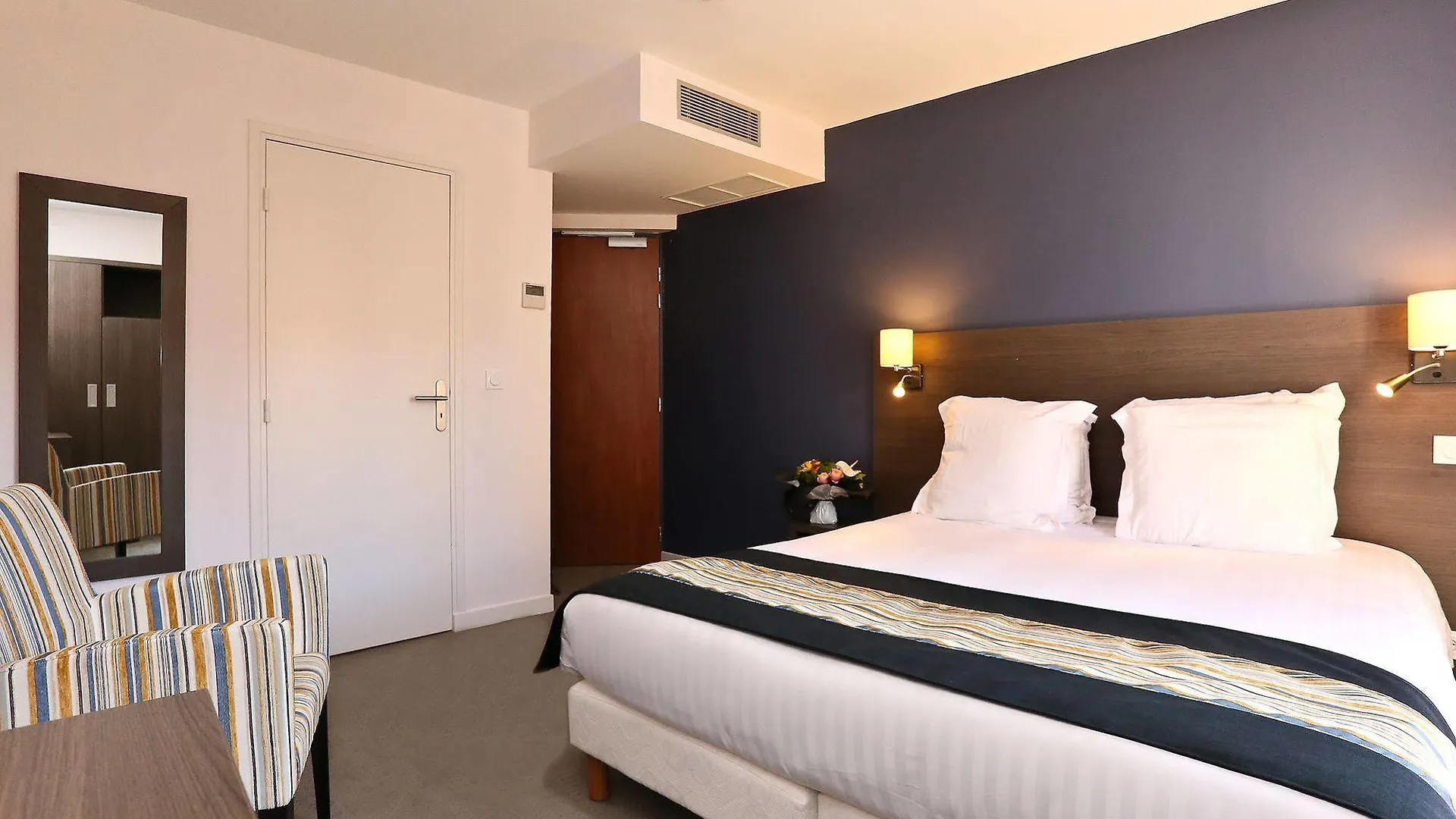 Hotel Hoche Κάννες
